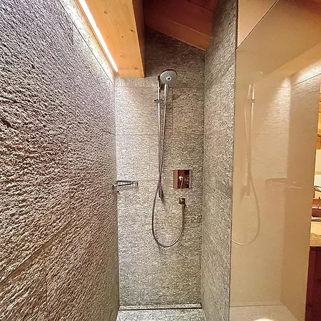 公寓 Chesa Pino - *